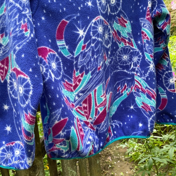 Patagonia Blue and Green Owl Print Fleece Jacket - Picture 6 of 6